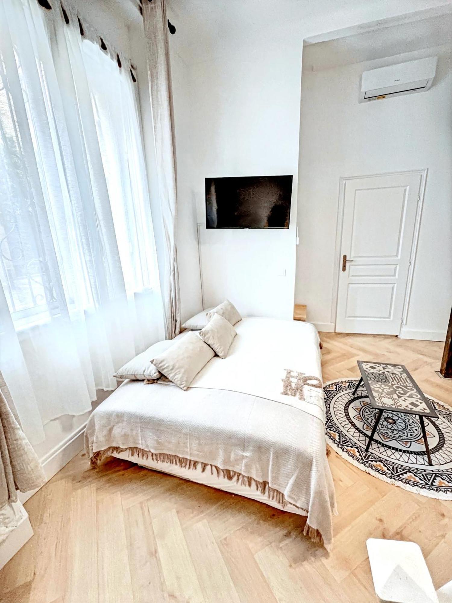 Mini Duplex 50m Du Vieux Port Cannes
