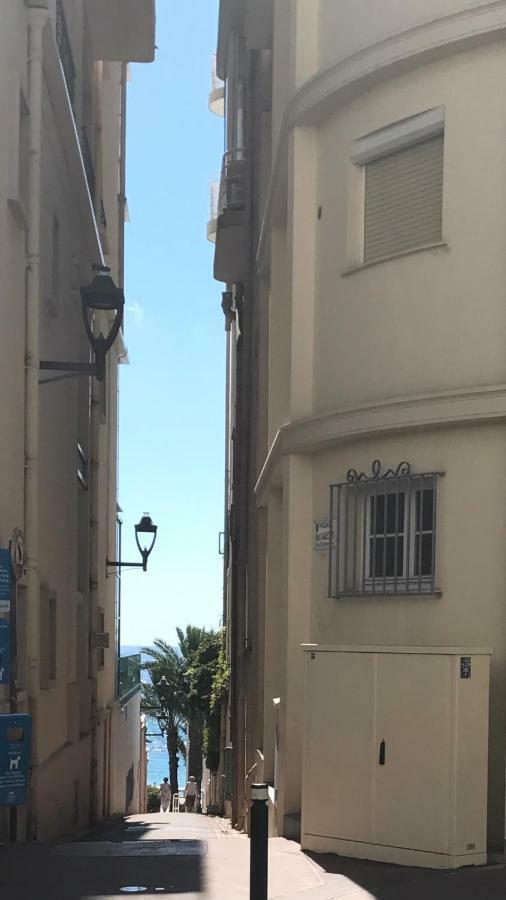 Appartement Avec Mezzanine 100m Du Vieux Port Et Parking *